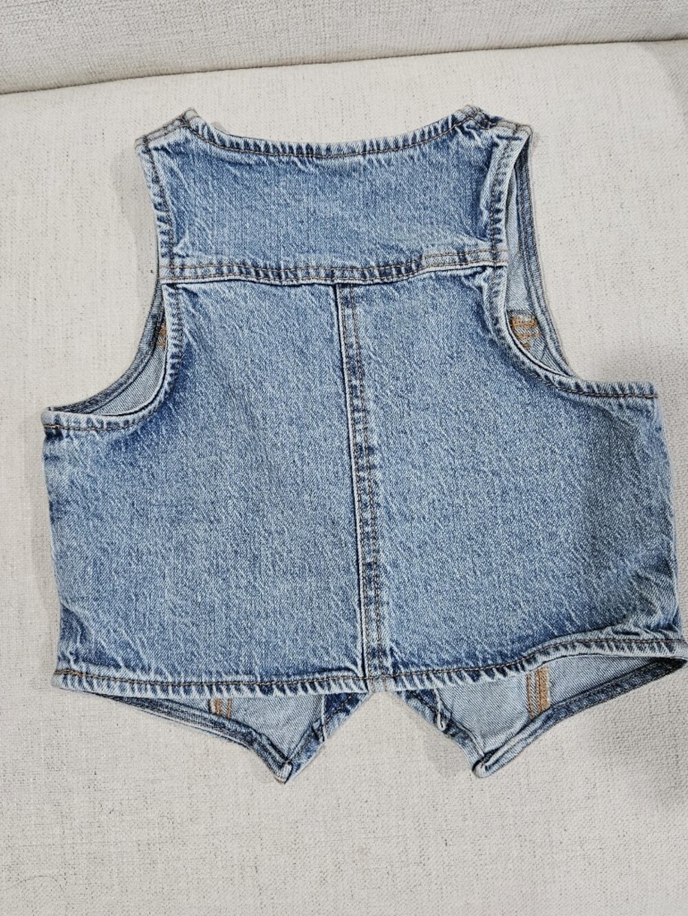 Classic Light Blue Denim Jeans Vest - Women - Picture 4 of 4